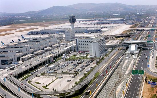 Aegean και Ελληνικά Πετρέλαια φέρνουν στο αεροδρόμιο της Αθήνας τις πτήσεις με βιώσιμα καύσιμα 