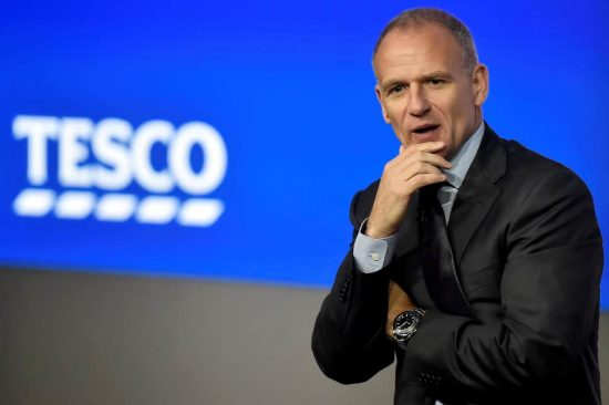 Tesco: Παραιτείται ο CEO – Αύξηση προ φόρων κερδών στο α’ εξάμηνο