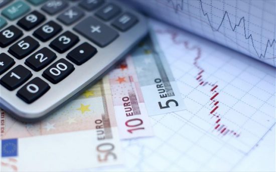 Κυνηγητό e-αποδείξεων για έκπτωση φόρου έως 2.300 ευρώ