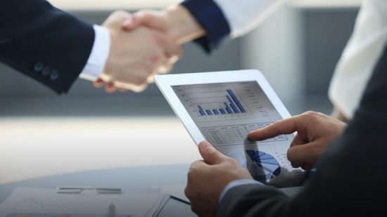 Πρώτη η Ελλάδα στις χρηματοδοτήσεις από το πακέτο Γιούνκερ