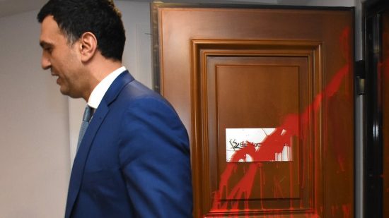 Τι απαντά ο Κικίλιας στον Ρουβίκωνα για την εισβολή στο γραφείο του