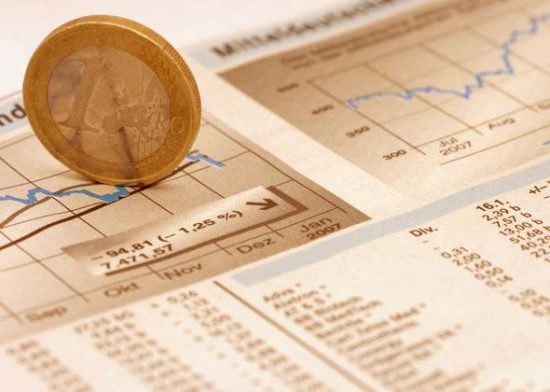 Πρωτιά της Ελλάδας στη μείωση του κόστους δανεισμού