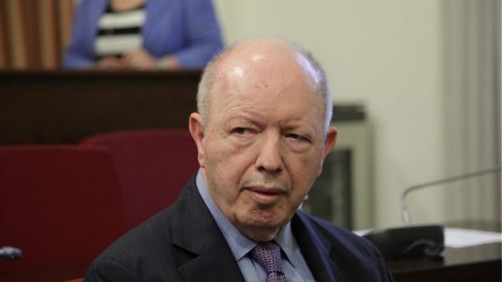 Αθώα τα στελέχη της Alpha Bank και ο Ψυχάρης για τα δάνεια στον ΔΟΛ