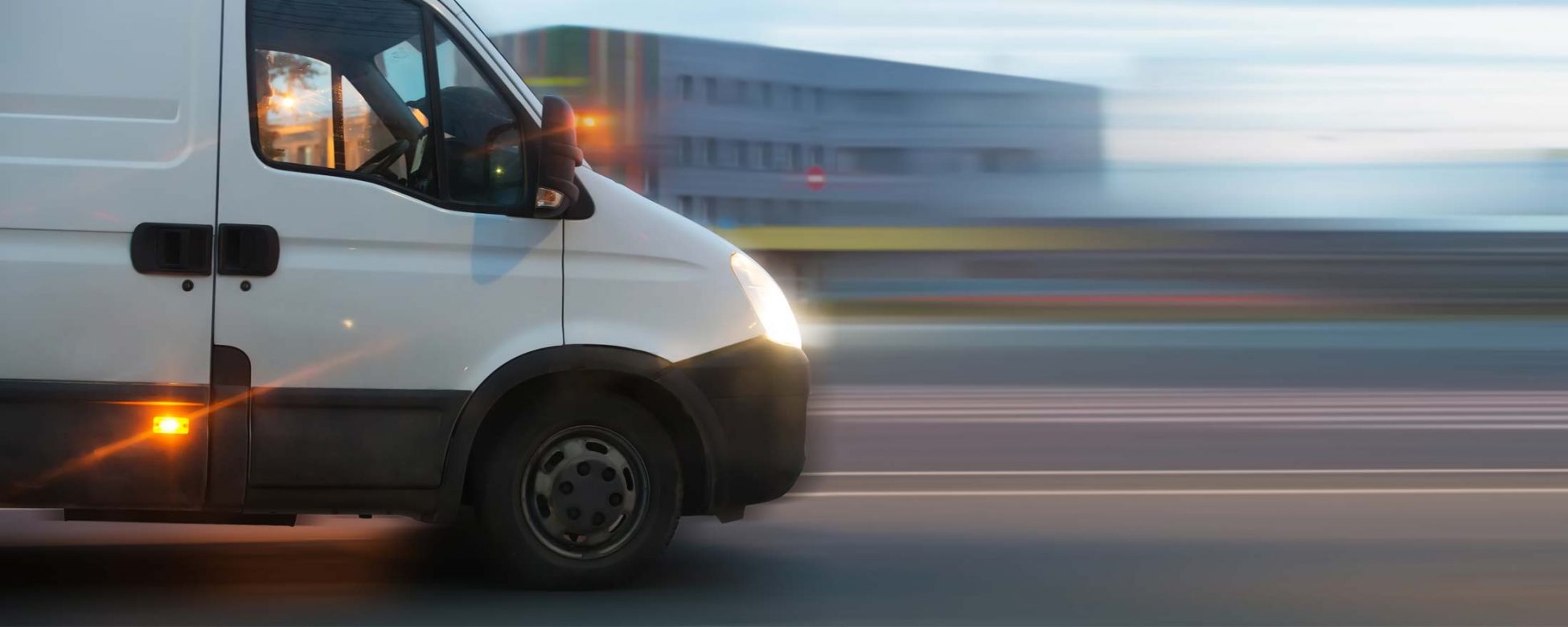 ΕΕ: Συνεχίζεται η πτώση των πωλήσεων των επαγγελματικών οχημάτων