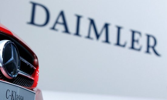 Daimler: Βάζει τέλος στη συνεργασία με τη ρωσική Kamaz