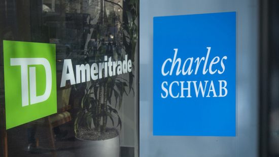 Συμφωνία 26 δισ. δολαρίων για την εξαγορά της TD Ameritrade από την Schwab