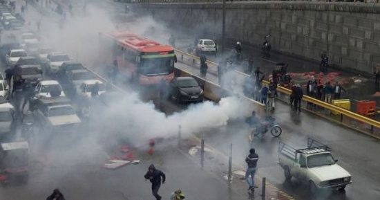 Kαταργήθηκε η αστυνομία ηθών στο Ιράν μετά το κύμα διαδηλώσεων