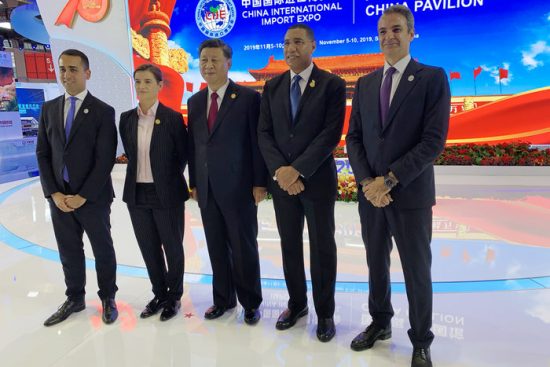 Κινεζικό «φλερτ» με τη ΔΕΗ – Πιθανή και τρίτη απευθείας αεροπορική σύνδεση