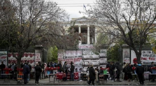 ΕΛΑΣ: Επιστρατεύει 5.000 αστυνομικούς, drones και ελικόπτερο για το Πολυτεχνείο