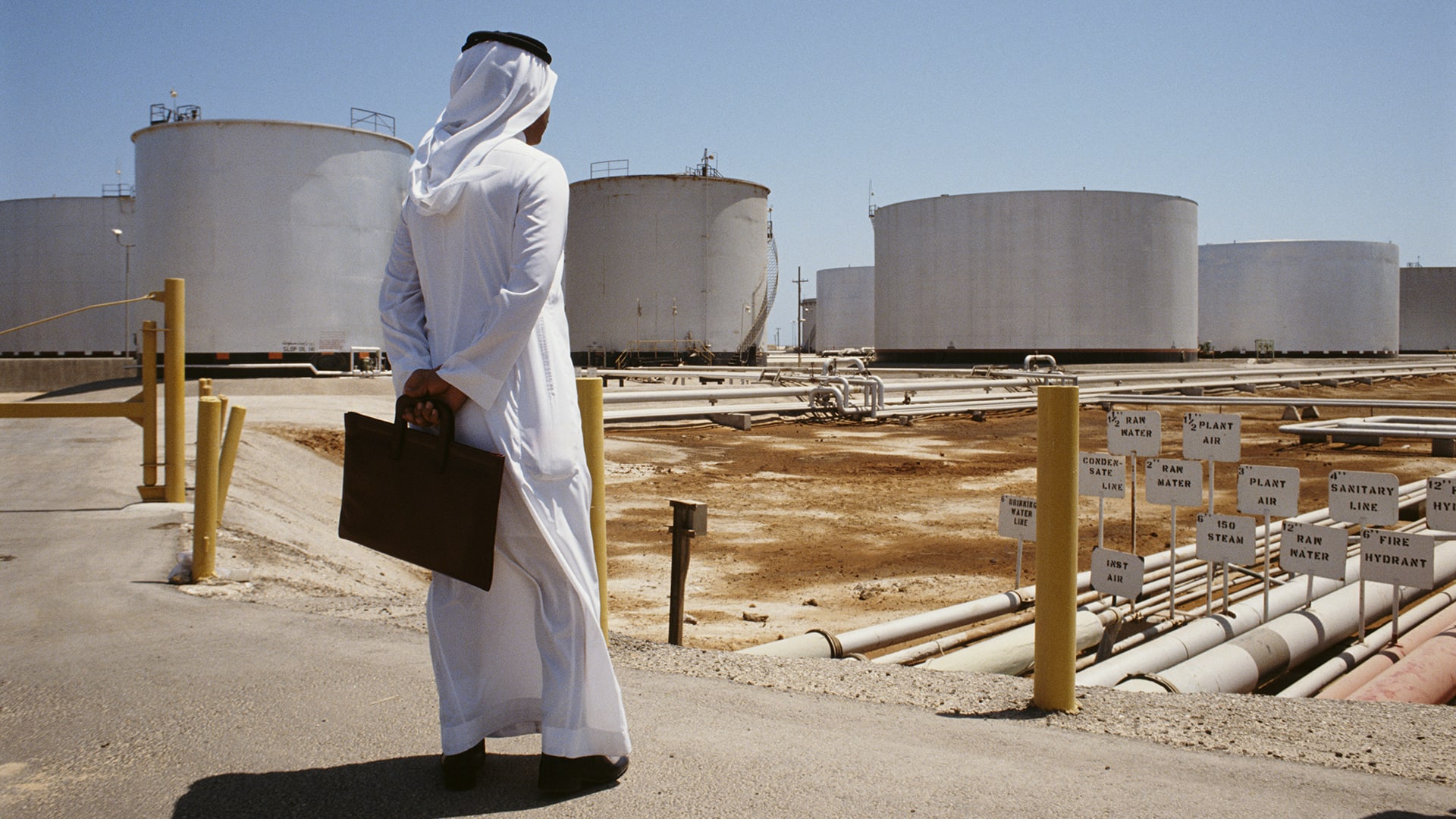 Η Saudi Aramco αναζητεί μικροπενδυτές για την IPO και τους προσφέρει έως και $10 δισ