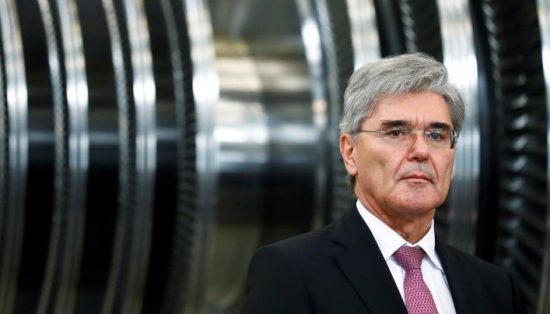 «Καρφιά» του CEO της Siemens για τον Elon Musk