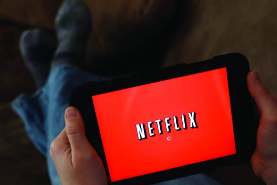 Netflix: «Όχι» στις αμοιβές των Τεντ Σαράντος και Γκρεγκ Πίτερς λένε οι μέτοχοι