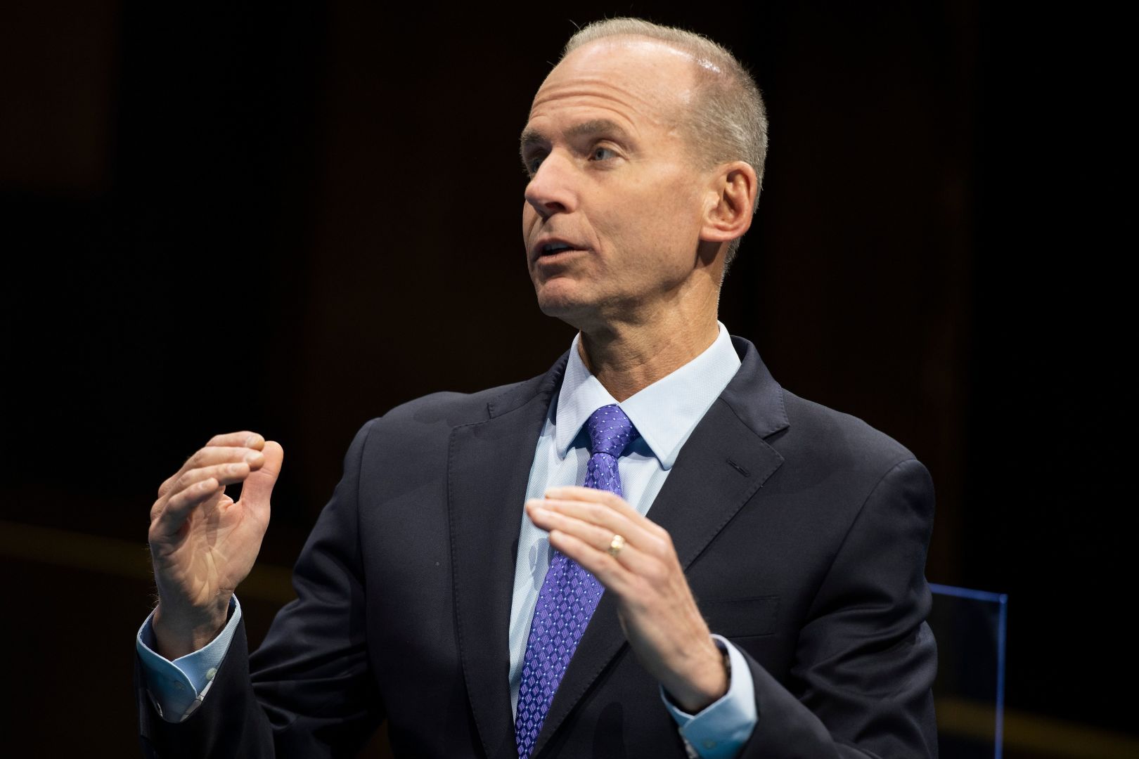 Την «πλήρωσε» ο CEO της Boeing για την κρίση στα 737 MAX