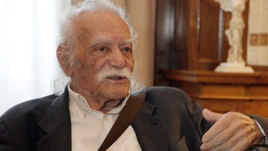 Στο νοσοκομείο ο Μανώλης Γλέζος