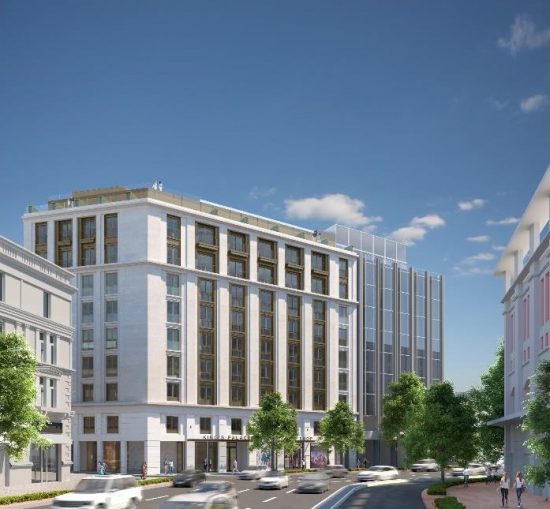 ΛΑΜΨΑ: Η νέα πολυτελής «άφιξη» στο Σύνταγμα και τα έσοδα-ρεκόρ