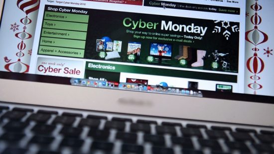Μετά την Black Friday… Cyber Monday: Τι να προσέξουν οι καταναλωτές