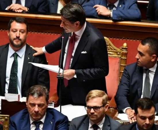 Ιταλία: Εγκρίθηκε ο κρατικός προϋπολογισμός – Ψήφος εμπιστοσύνης για την κυβέρνηση
