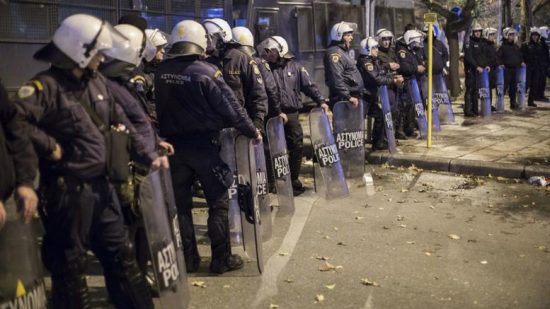 Λήγει σήμερα το τελεσίγραφο για την εκκένωση των καταλήψεων