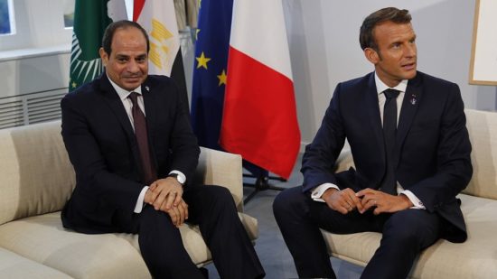 Μακρόν – Σίσι: Αντίθετη με το δίκαιο της θάλασσας η συμφωνία Τουρκίας – Λιβύης