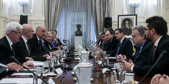 «Έθνος ανάδελφον», αλλά…