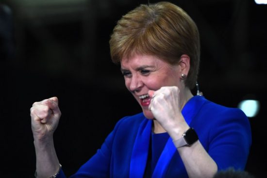 Σκωτία: Ο πρωθυπουργός δήλωσε ότι η Νίκολα Στέρτζον δεν αποβάλλεται από το κόμμα