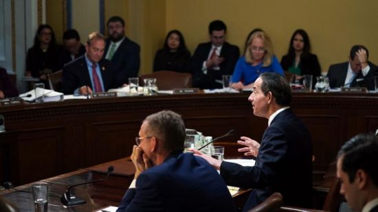 «Να διορθωθεί» το λάθος της παραπομπής Τραμπ δηλώνει ο επικεφαλής της Γερουσίας