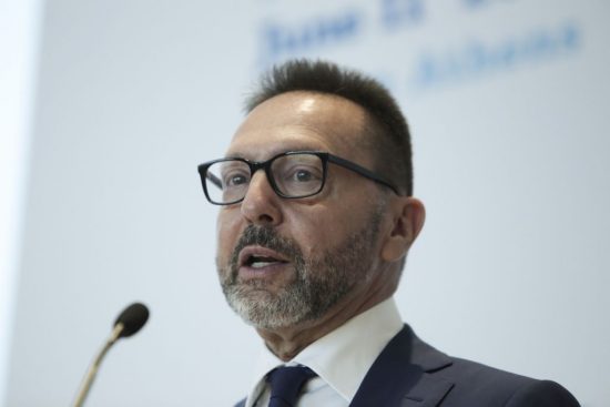 Στουρνάρας: Επίτευξη πλεονασμάτων για το 2019 και το 2020