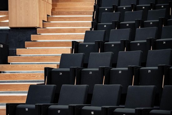 Voucher 15 ευρώ για θέατρα – Πού γίνονται οι αιτήσεις