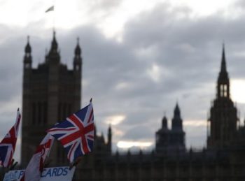 Βρετανία: Στα σκουπίδια βρέθηκαν απόρρητα έγγραφα του υπουργείου Άμυνας