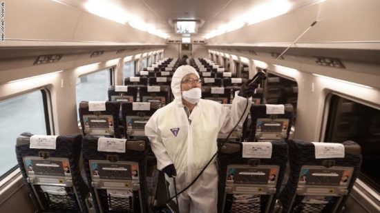 Ο ιός της Κίνας αρρωσταίνει τις αγορές – Τι λένε οι αναλυτές