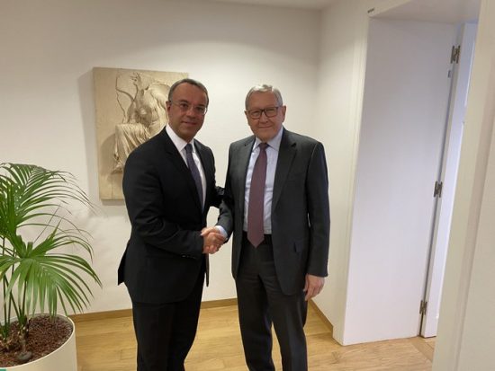 Ρέγκλινγκ: Πιο θετικές από τις εκτιμήσεις μας οι προοπτικές ανάπτυξης της Ελλάδας