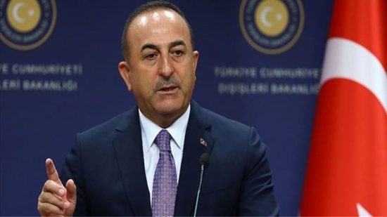 Tσαβούσογλου: «Εσκεμμένο το κλείσιμο δυτικών προξενείων στην Κωνσταντινούπολη»