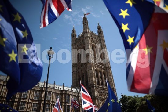 Το Brexit έγινε, η σύγκρουση Βρυξελλών – Λονδίνου τώρα αρχίζει…