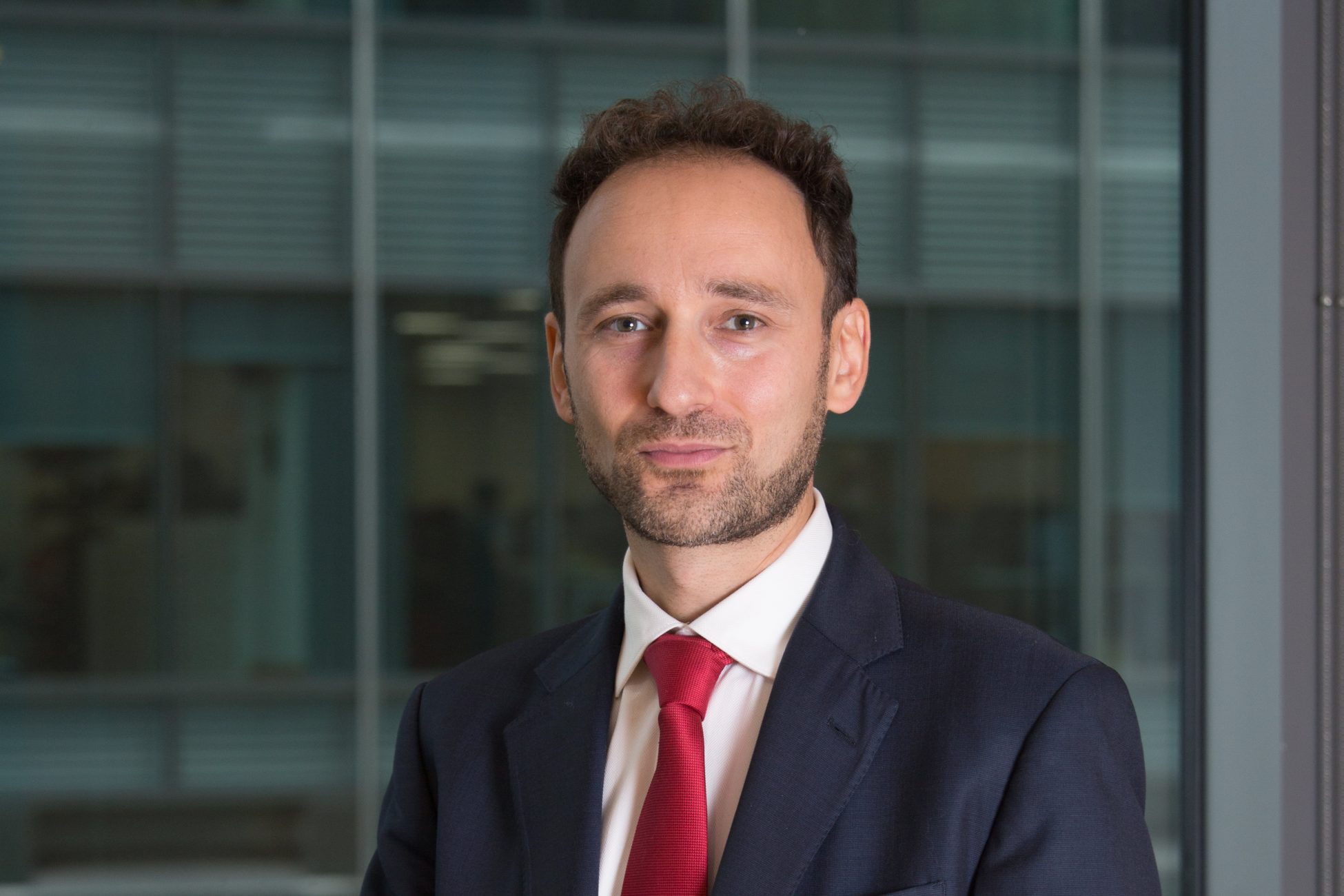 Ναπολιτάνο (Fitch): Η Ελλάδα μπορεί να επιστρέψει στην επενδυτική βαθμίδα σε 1-1,5 έτος