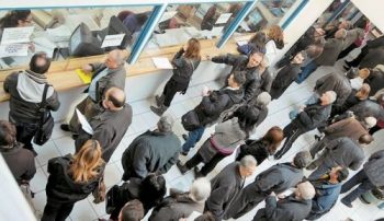 Νέο ασφαλιστικό: Ευνοούνται πολύτεκνοι, ένστολοι, εργαζόμενες μητέρες