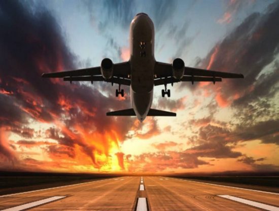 Η λαίλαπα του κορωνοϊού απειλεί να εξανεμίσει $29 δισ. από τις αεροπορικές