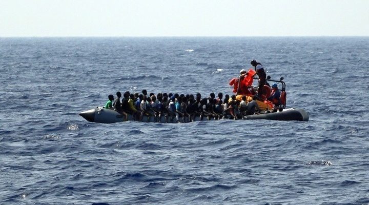 Nuovo naufragio a Lampedusa – Almeno 20 dispersi