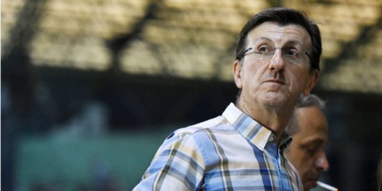 Επίθεση Ρουβίκωνα στο σπίτι του Άρη Πορτοσάλτε: «Φοβάμαι. Έχω στοχοποιηθεί»