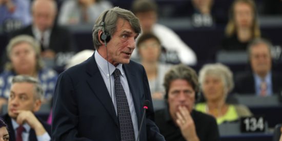 Ευρωπαϊκό Κοινοβούλιο: Απόκλιση 230 δισ. ευρώ στον προϋπολογισμό