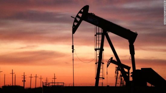 ΟΠΕΚ: Μείωση παραγωγής κατά 1,5 εκατ. βαρέλια την ημέρα – Άνοδος για το πετρέλαιο