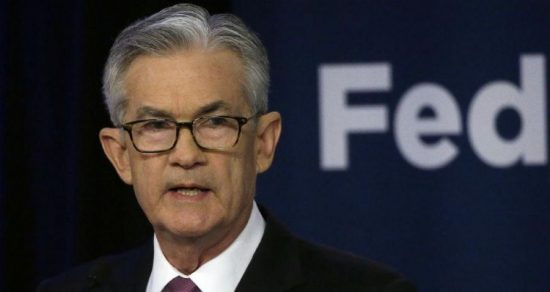 Νέα αιφνιδιαστική κίνηση της Fed: Μειώνει τα επιτόκια σχεδόν στο μηδέν
