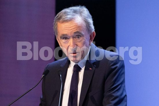 Ο πλουσιότερος άνθρωπος στην Ευρώπη κέρδισε €11 δισ. σε μια ημέρα