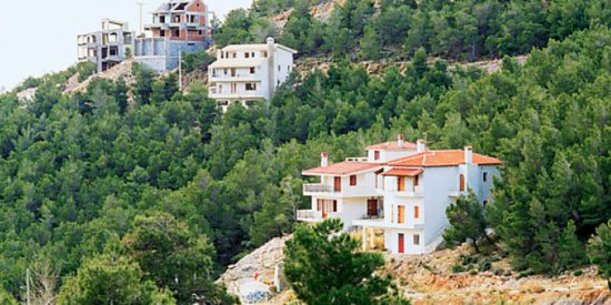 Αυθαίρετα και αδήλωτα τετραγωνικά: Εξετάζεται παράταση λόγω κορωνοϊού