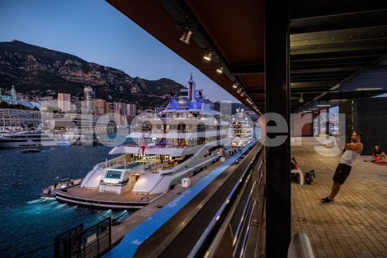 Πόσα έχασαν οι δισεκατομμυριούχοι την εβδομάδα του sell off