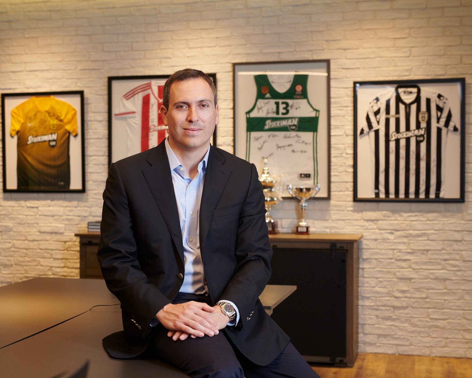 Δωρεά 250.000 χειρουργικών μασκών από τη Stoiximan στο Yπουργείο Υγείας 