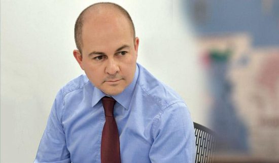 Kωστόπουλος (ΕΑΣ): Διαθέτει το 50% του μισθού του στον ειδικό λογαριασμό για τον Covid-19