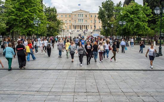 ΙΟΒΕ: Σε υψηλό 19 ετών ο δείκτης οικονομικού κλίματος