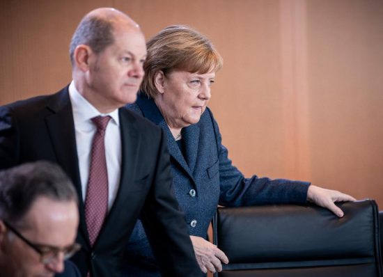 H Γερμανία δίνει «σήμα»: εξετάζει να ρίξει άλλα €10 δισ. για παράταση στα επιδόματα των εργαζομένων