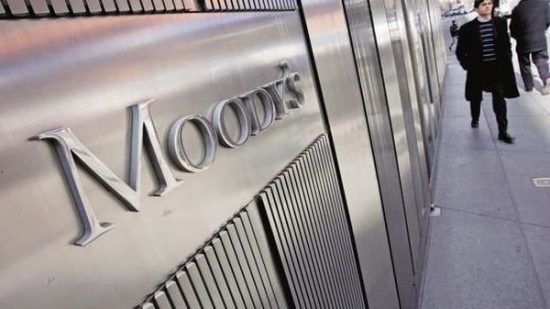 Moody’s: «Βλέπει» ανάπτυξη 3,6% φέτος – «Υπερόπλο» το Ταμείο Ανάκαμψης