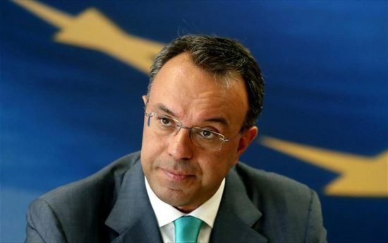 «Υπό εξέταση η καταβολή του δώρου Πάσχα» λέει ο Σταϊκούρας